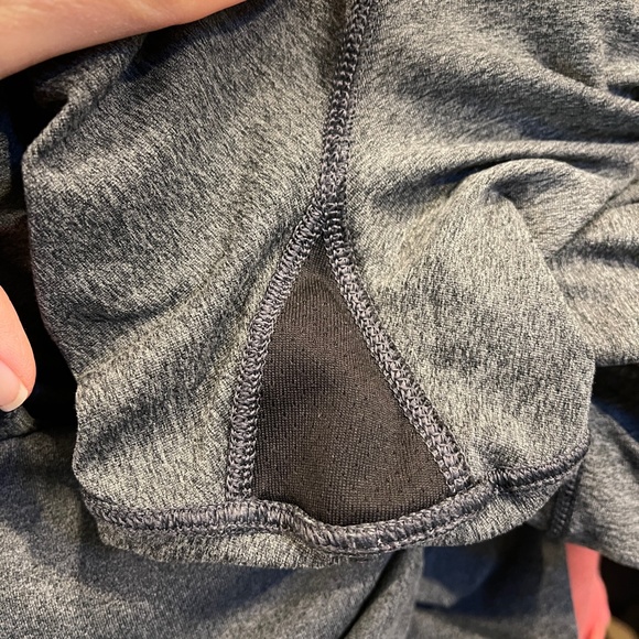 Patagonia | Trail Beta Eco Rollover Waist Capri's - Picture 8 of 15